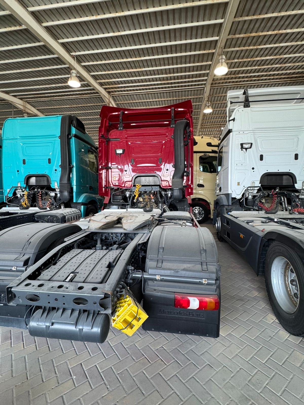 صورة Mercedes Actros 1842