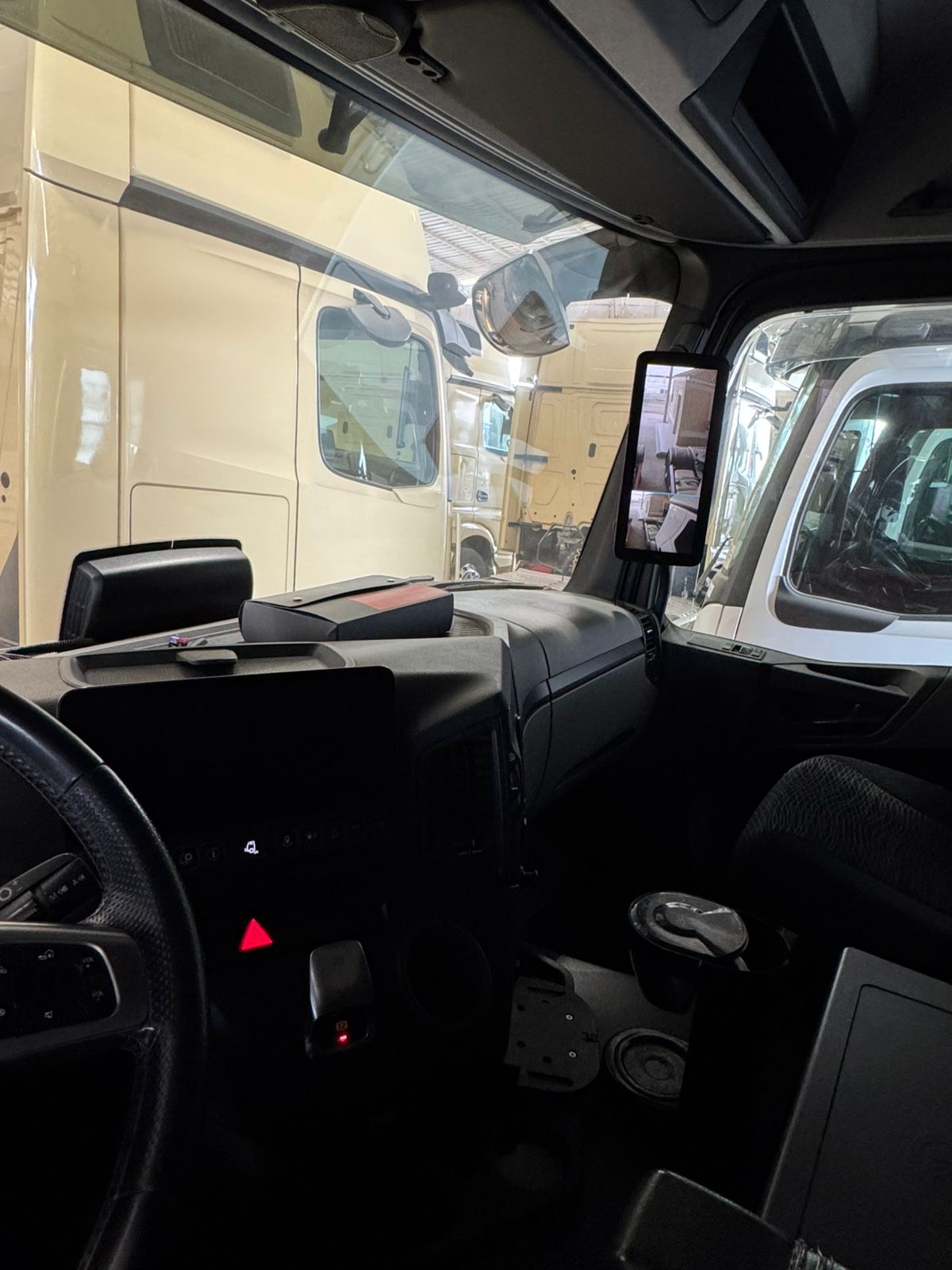 صورة Mercedes Actros 1842