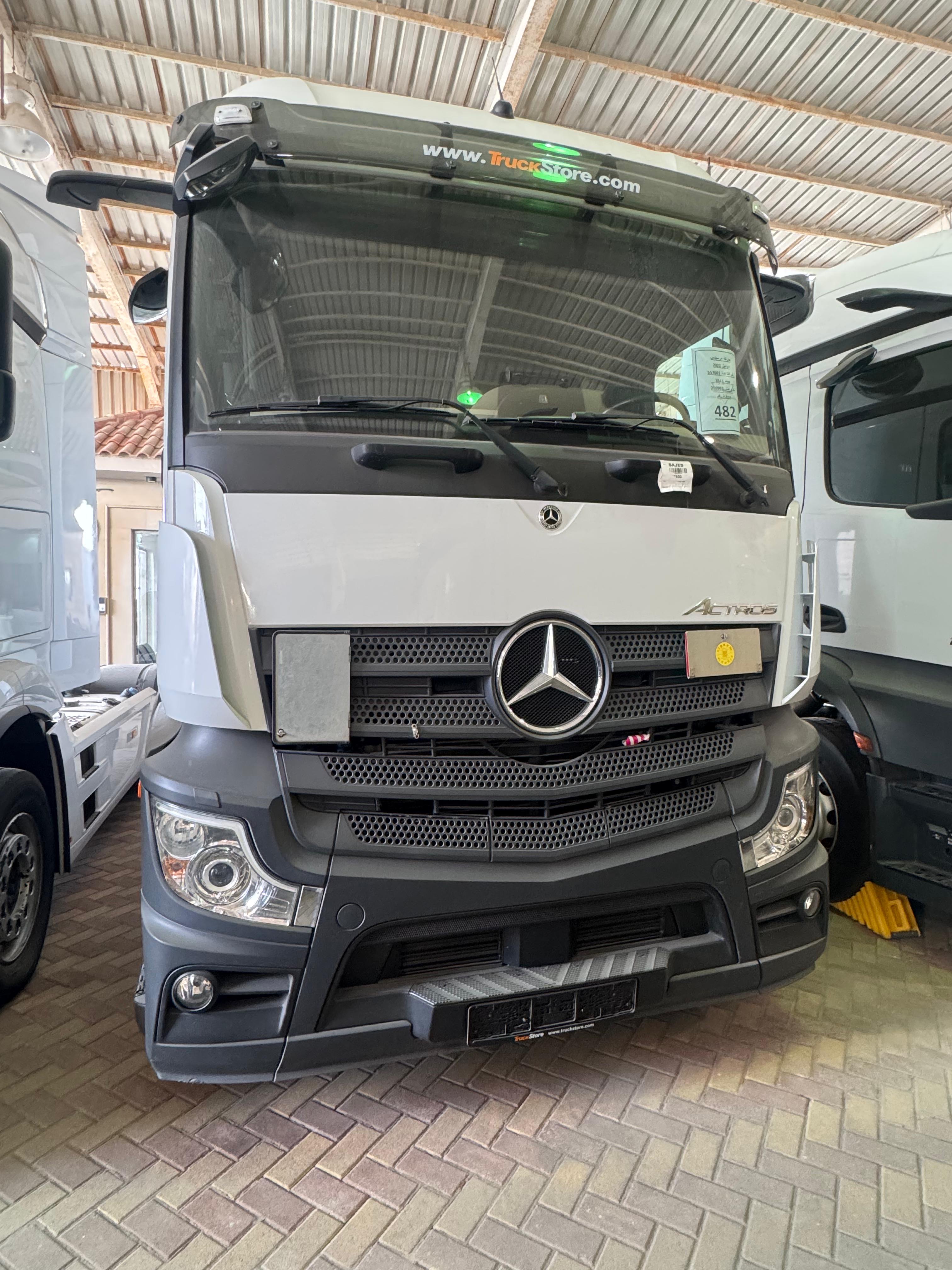 صورة Mercedes-Benz Actros1843