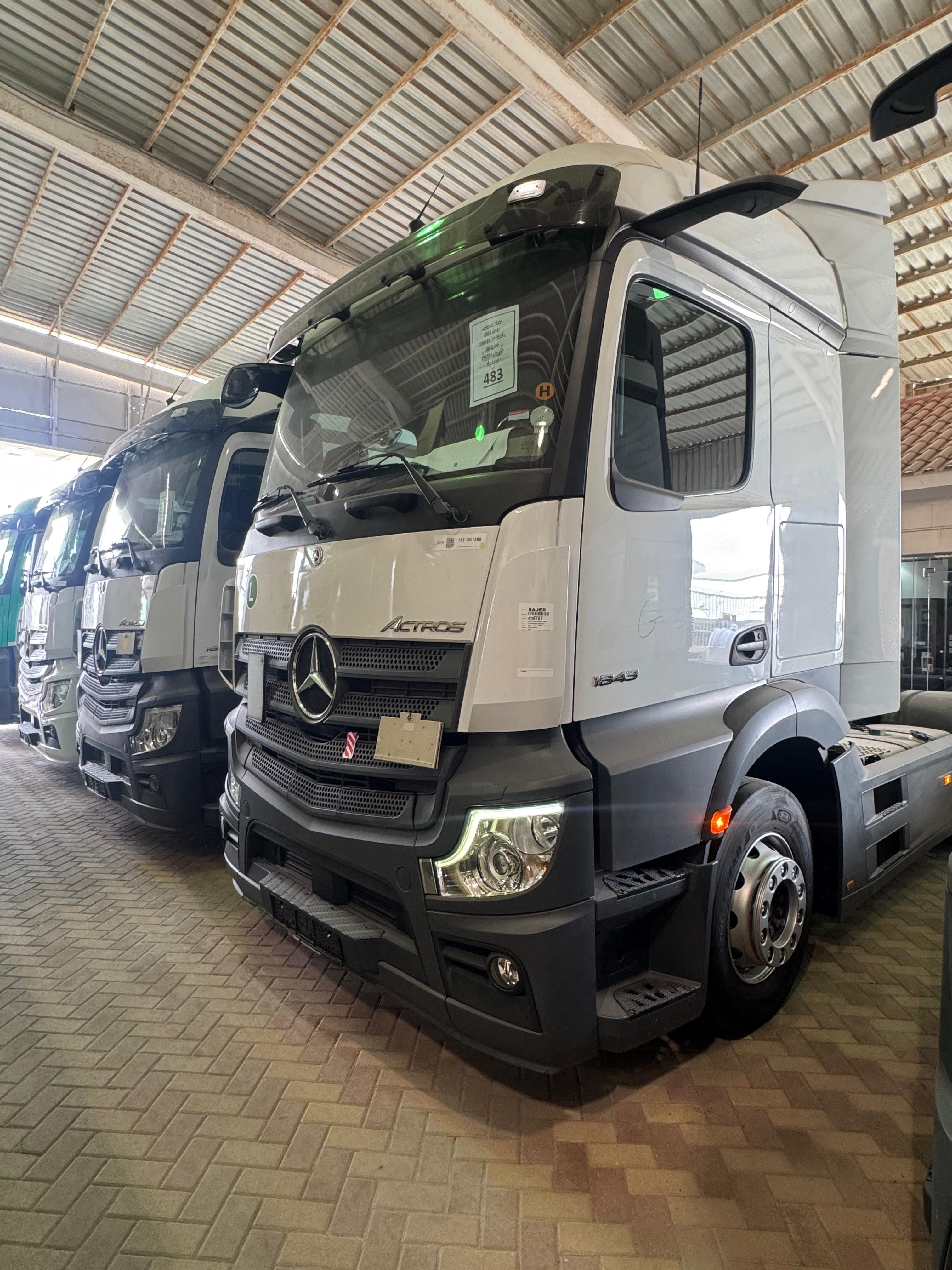 صورة Mercedes-Benz Actros1843