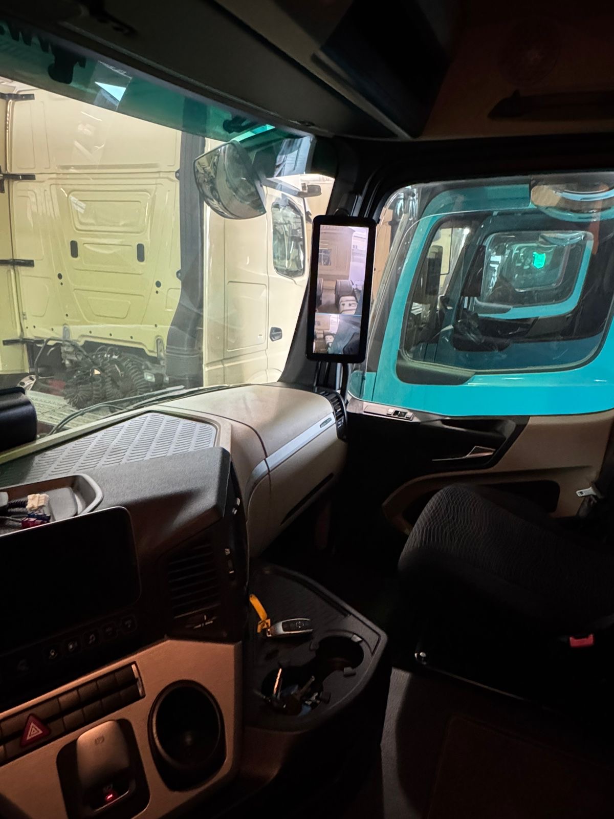 صورة Mercedes-Benz Actros1846