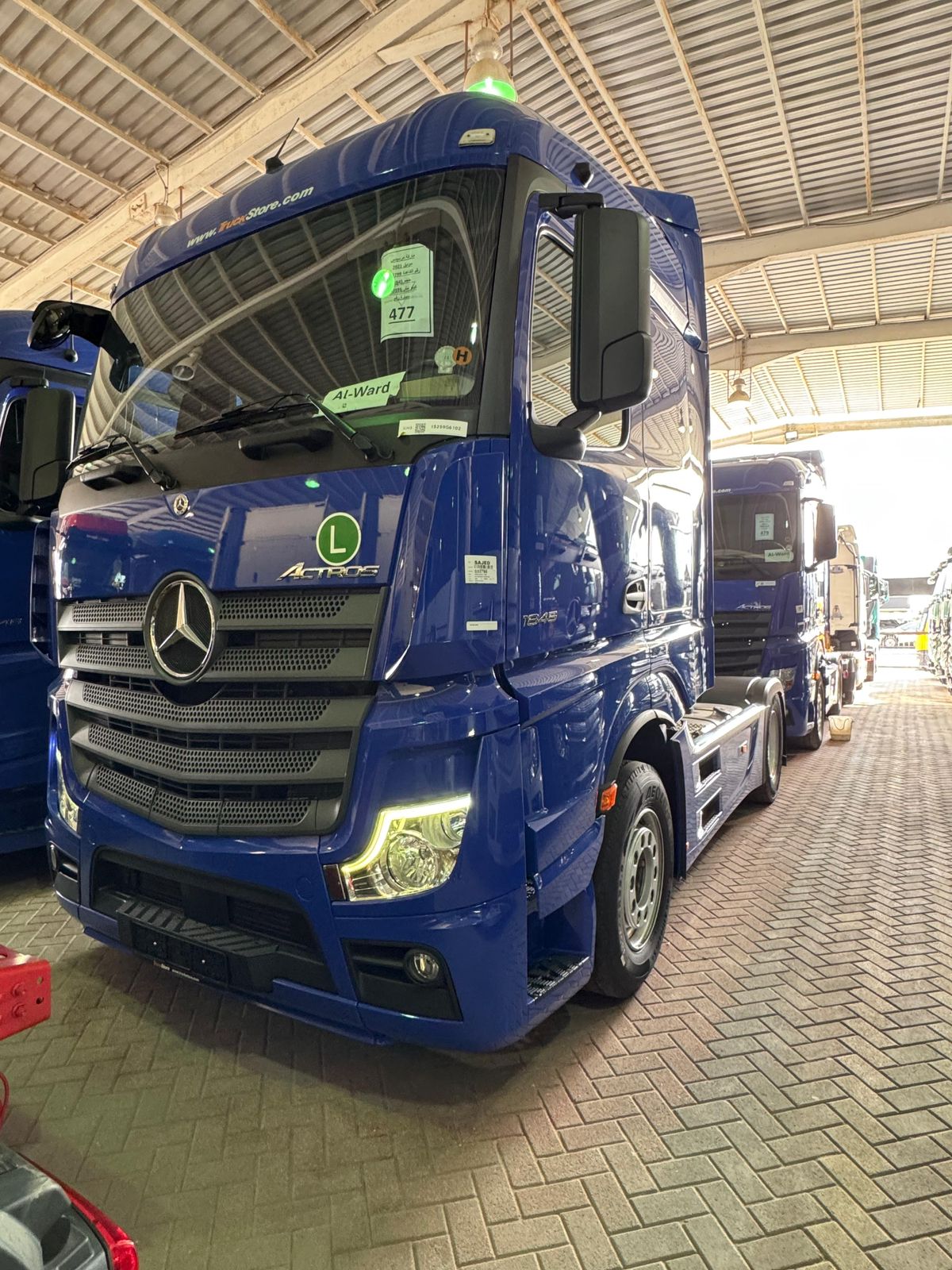صورة Mercedes-Benz Actros 1845